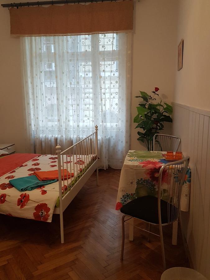Valentina Guesthouse Budapest Exterior foto